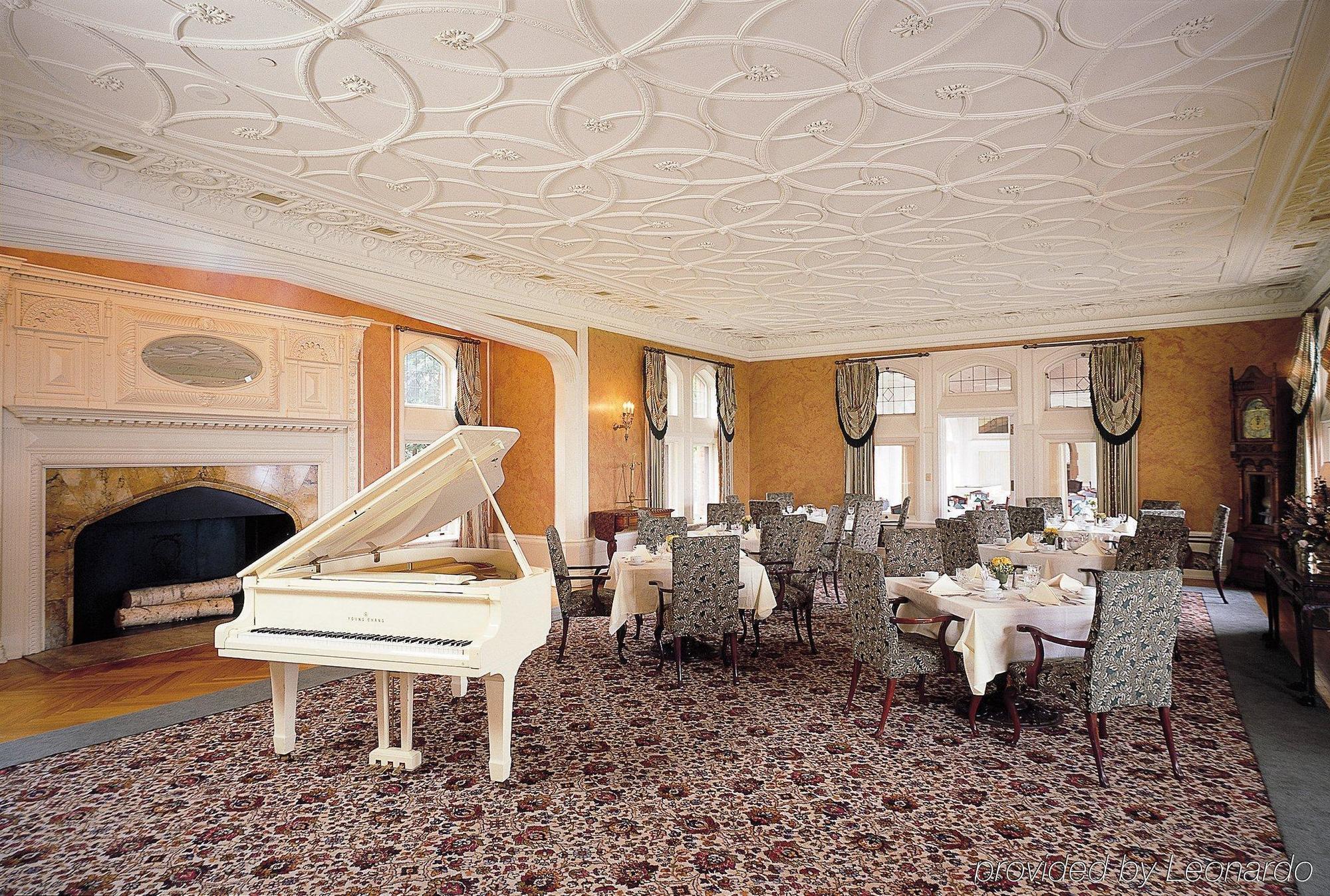 Cranwell Spa And Golf Resort (Adults Only) Lenox Nhà hàng bức ảnh