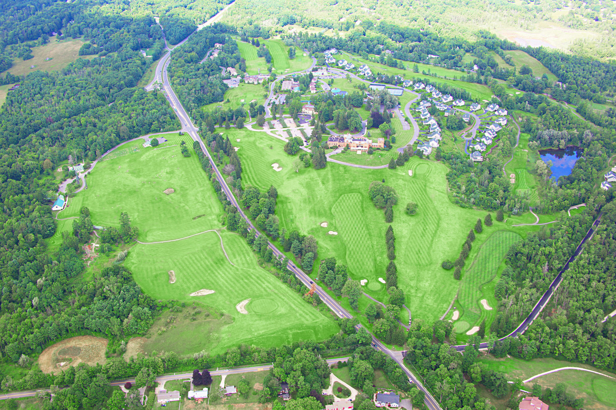 Cranwell Spa And Golf Resort (Adults Only) Lenox Ngoại thất bức ảnh