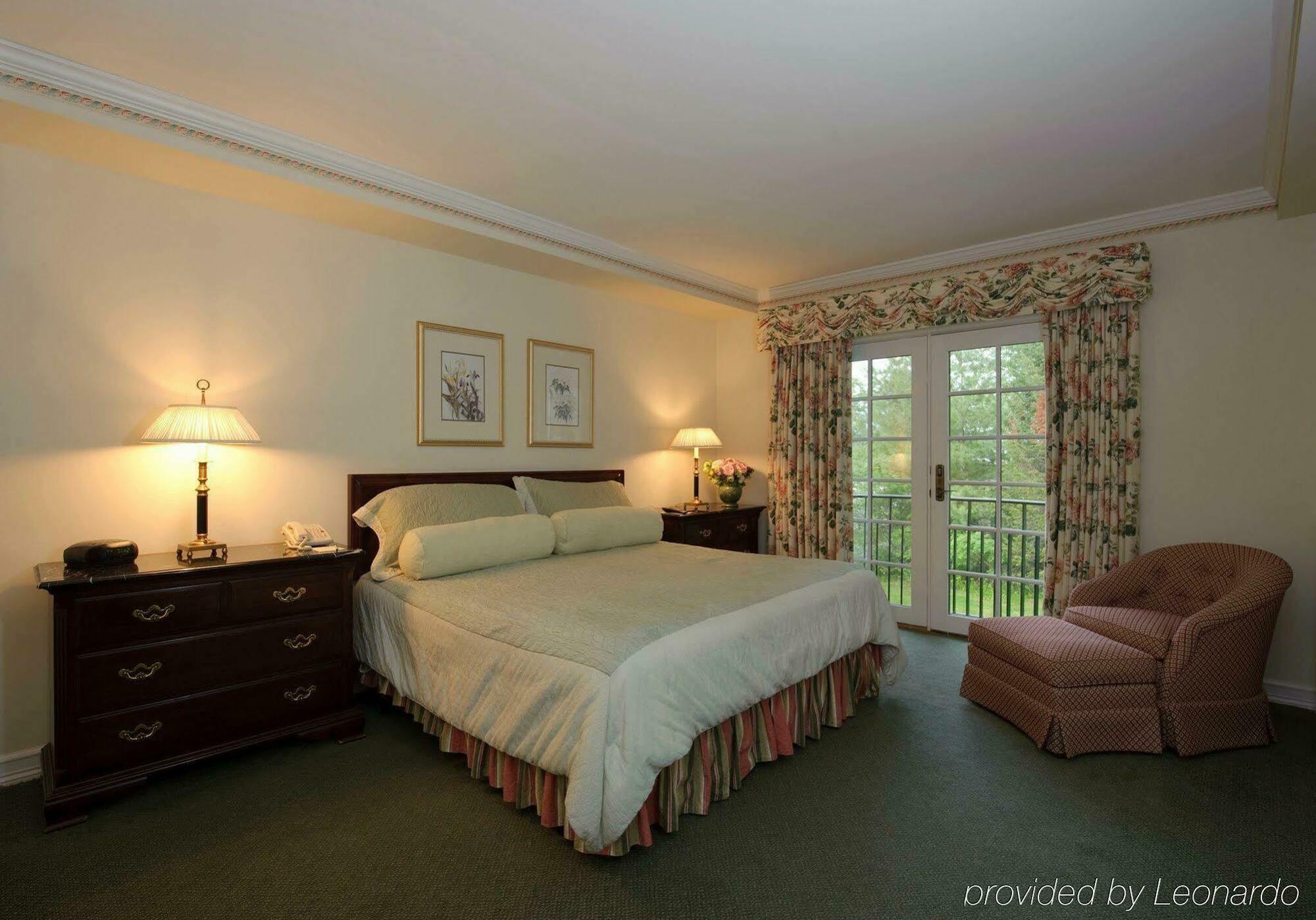 Cranwell Spa And Golf Resort (Adults Only) Lenox Ngoại thất bức ảnh